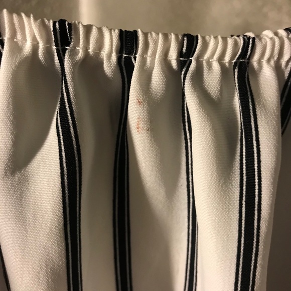 Off the shoulder blouse - Picture 3 of 3